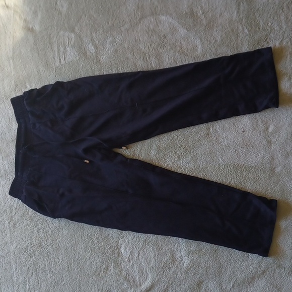 AGB Black Cropped Pants With Elastic Band And Drawstring Womans Size Small - Picture 2 of 7